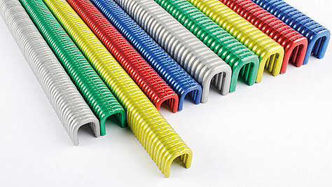 Photos de clips Polyclip de différentes couleurs